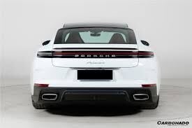 Panamera 976  2024> >