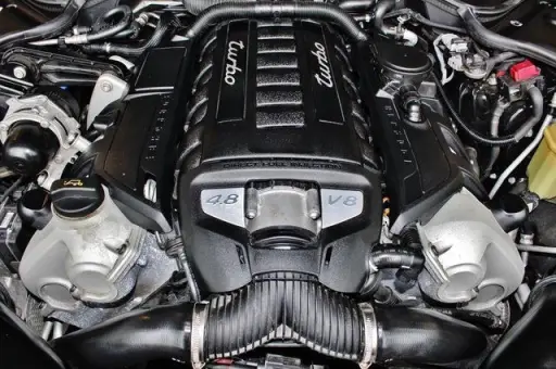 Panamera 4.8 TURBO V8 Benzinli - Motor Kodu:M4870