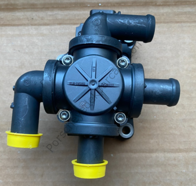 9J1963375P TAYCAN SOĞUTMA SIVISI DEVİRDAİMİ VALFİ