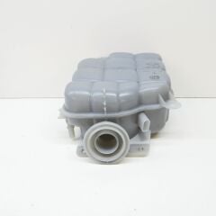 9J1121407A TAYCAN SOĞUTMA SIVISI GENLEŞME KABI  2020 > 2024