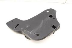 9J1505333D  TAYCAN ARKA ALT SALINCAK KORUMA BAKALİTİ SOL 2020 >