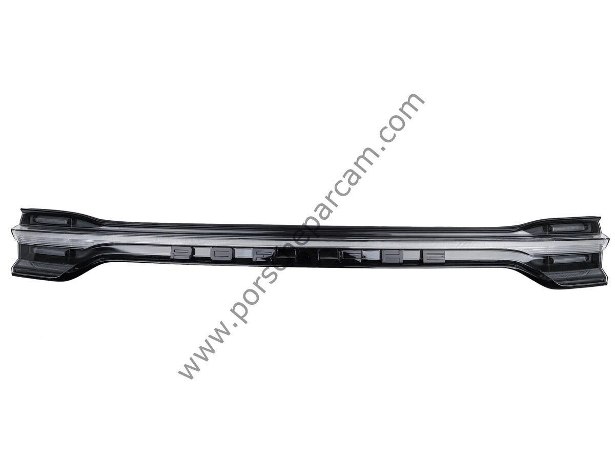 95B945208FY BAGAJ KAPAK STOP LAMBASI MACAN GTS 2019 >>2021