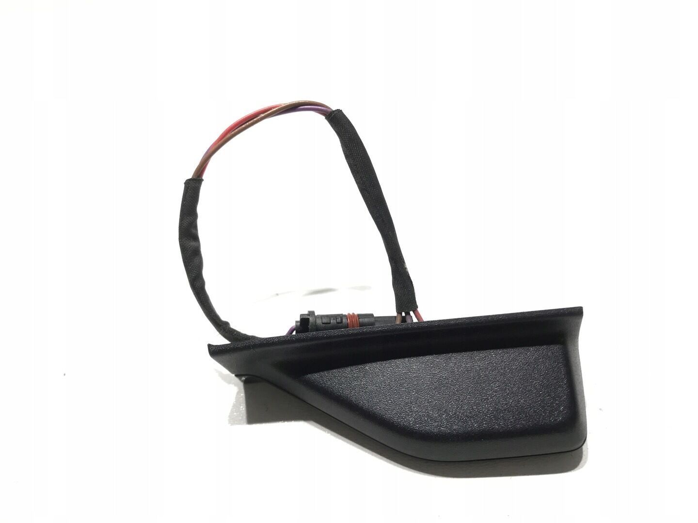 9J1962238C OK1 PORSCHE TAYCAN ŞARJ KAPAĞI AÇMA SENSÖRÜ SAĞ 2020 >