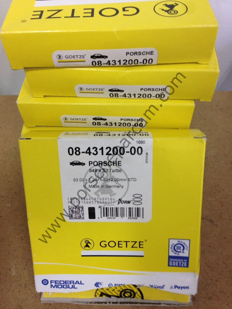 99610303351 PİSTON SEGMANI SET (8TAKIM )4.5 V8 -V8Turbo  cayenne 2003 >>2006