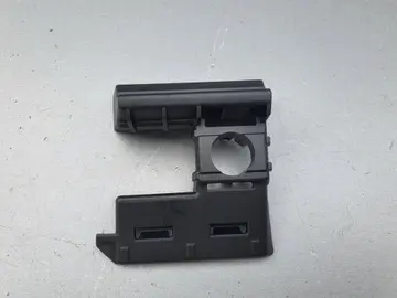 9J1807289 TAYCAN ARKA TAMPON PARK SENSÖR TUTUCU BRAKETİ SOL İÇ 2020 >