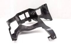 9J1807331A TAYCAN ARKA TAMPON TUTUCU BRAKETİ SOL ALT 2020 >> 2025