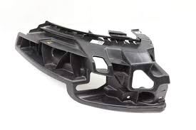 9J1807017 TAYCAN ARKA STOP ALT TUTUCU BRAKETİ SOL  2020 >>