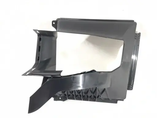 9J1121333A OK1 TAYCAN SU RADYATÖR HAVA KLAVUZU SOL 2020 >