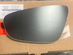 992857521A TAYCAN DIŞ AYNA CAMI  SOL Konveks   2020 >>