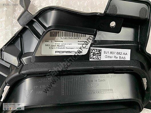 9J1807682AAOK1 ÖN TAMPON IZGARASI SAĞ TAYCAN 2024 >>