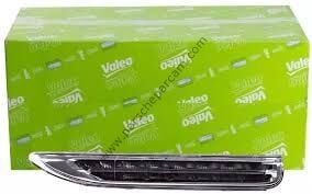 95863118100 ÖN SİNYAL GÜNDÜZ LEDLİ SOL CAYENNE 2011 >> 2014